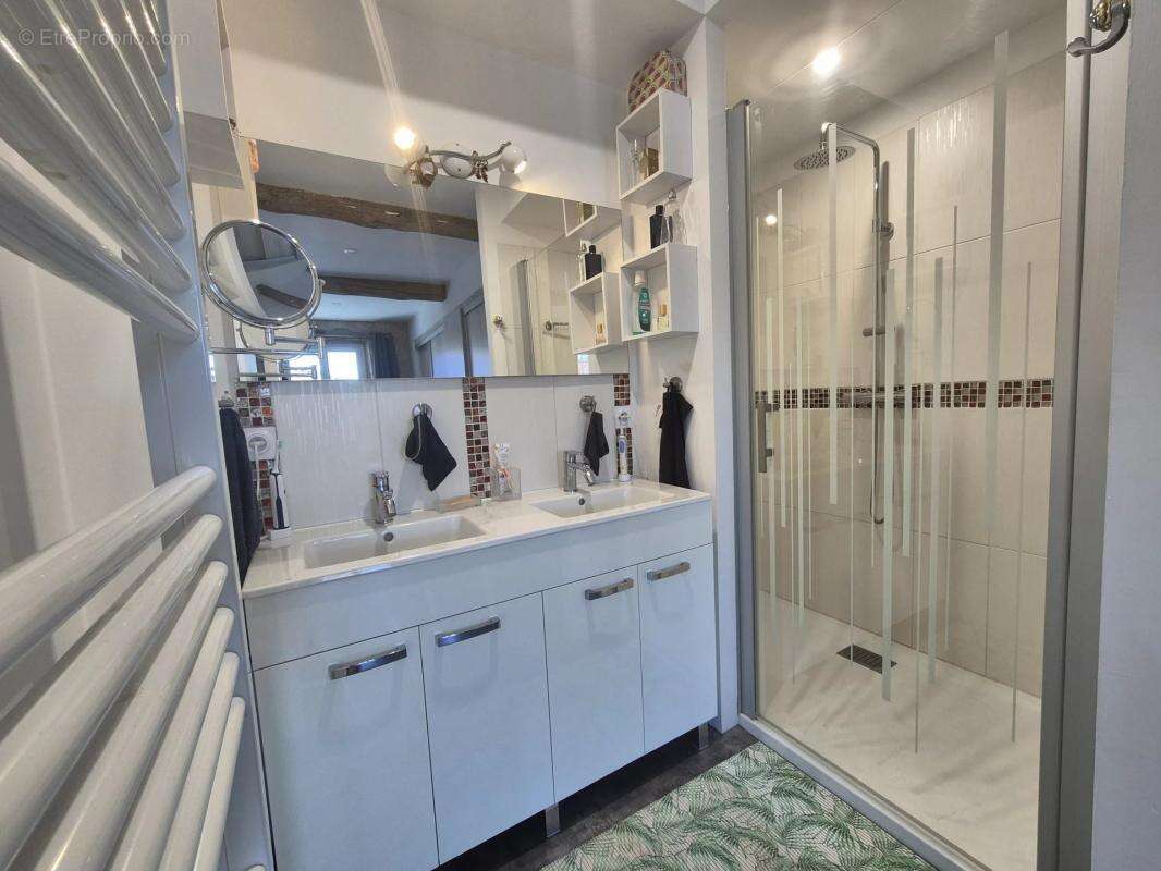 Maison à PUYCASQUIER