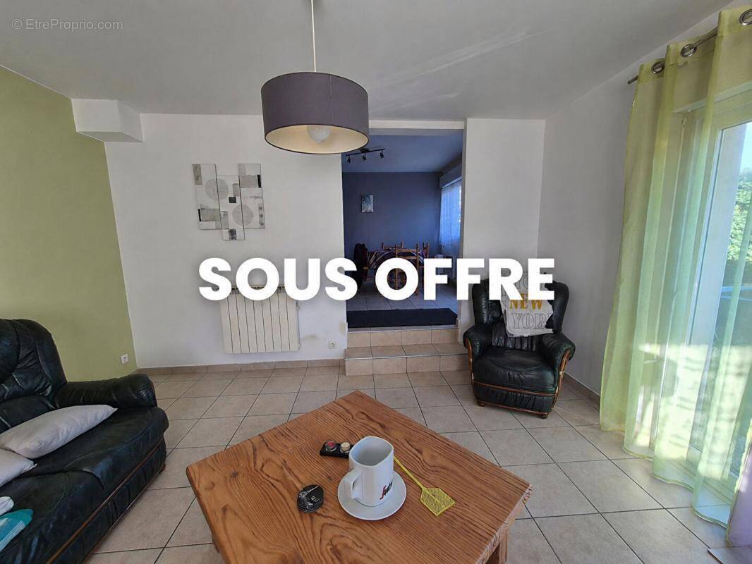 Appartement à CLEGUER
