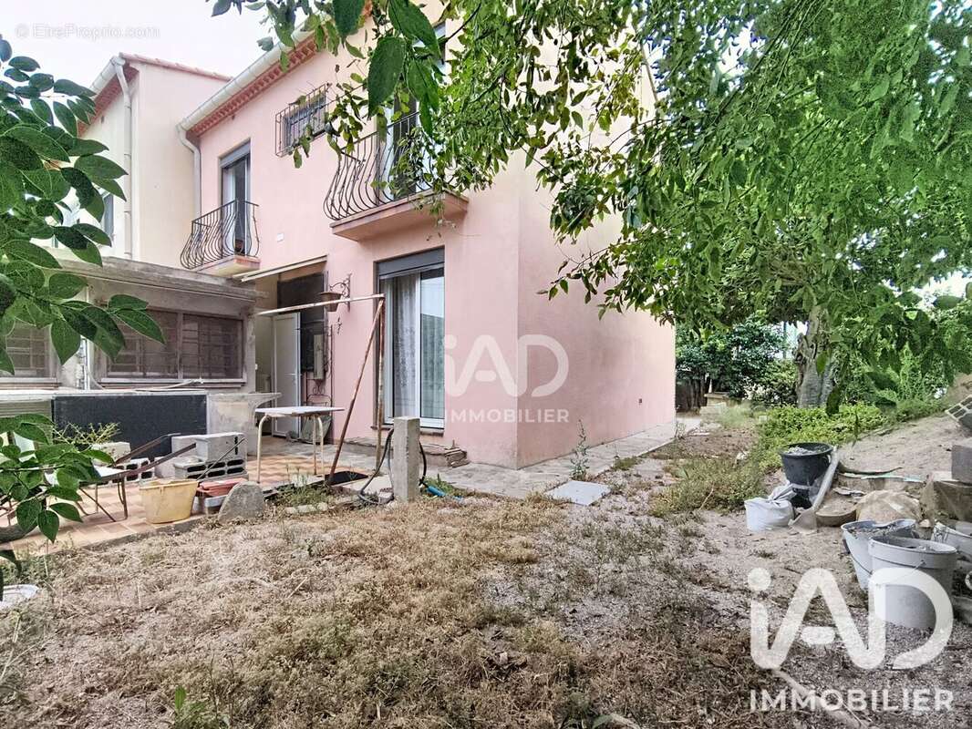 Maison 108 m² à Villeneuve-La-Riviere  - photo 3