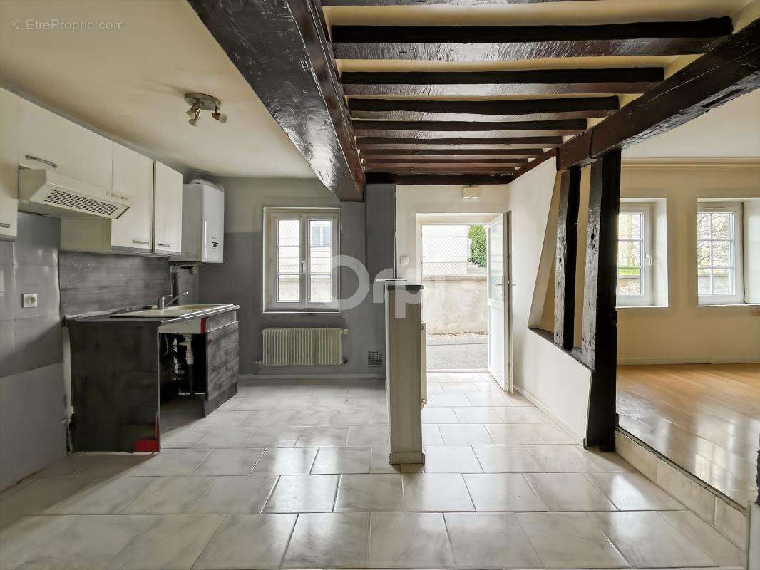 Maison à CONCHES-EN-OUCHE