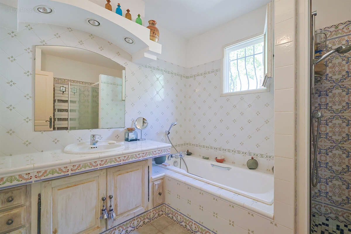 Maison à LA FARLEDE