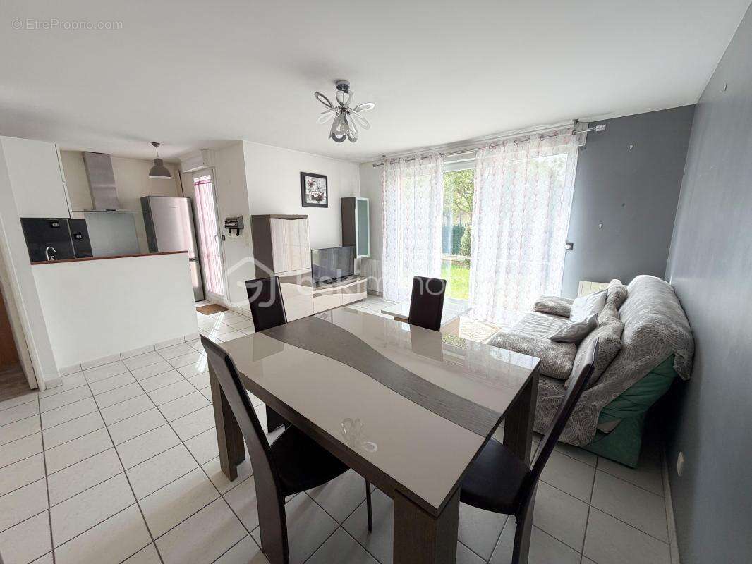 Appartement à TIGERY