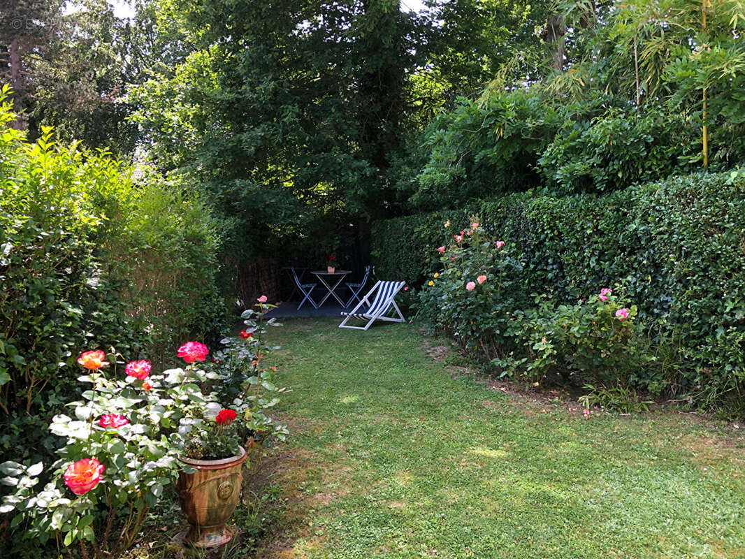 Maison à JOUY-EN-JOSAS