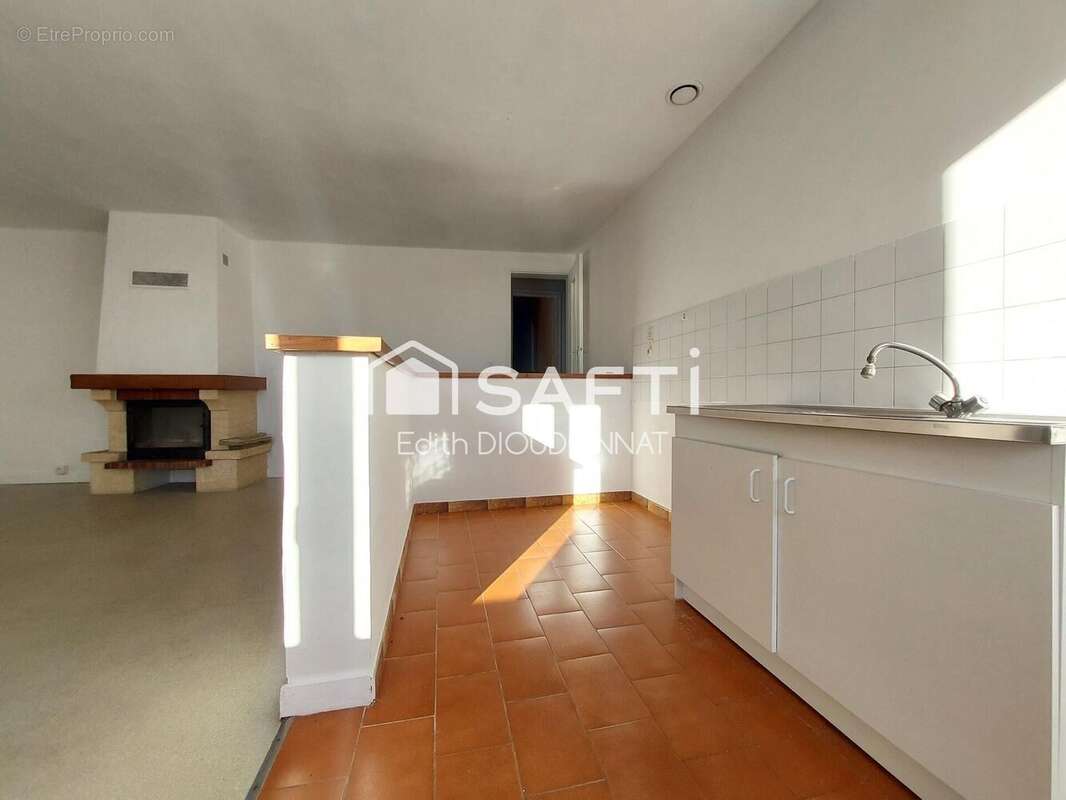 Photo 2 - Appartement à LE CHAMP-SAINT-PERE