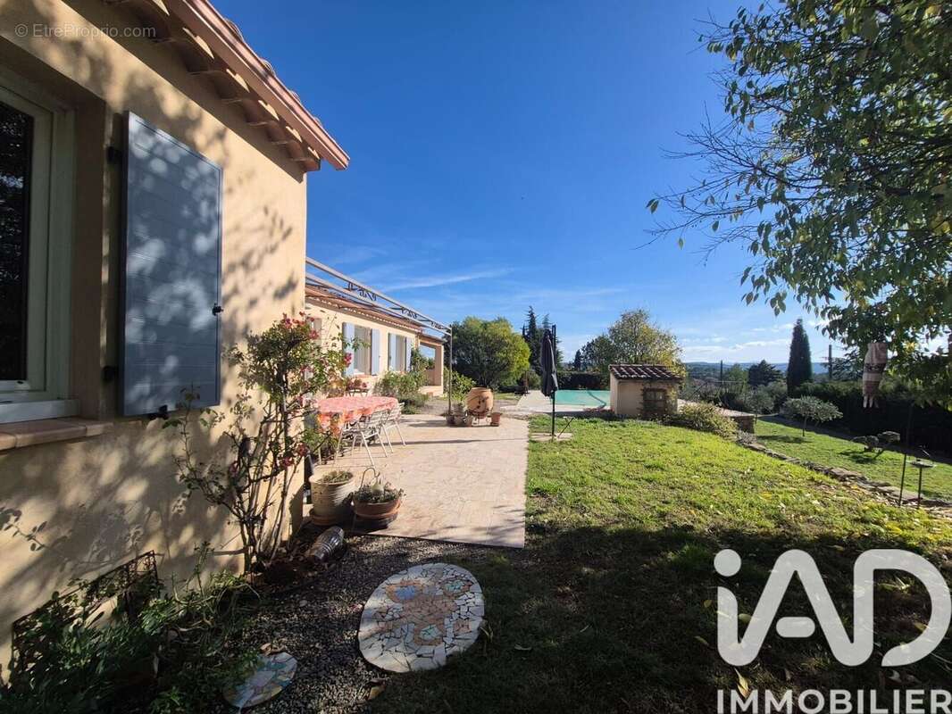 Photo 2 - Maison à COTIGNAC