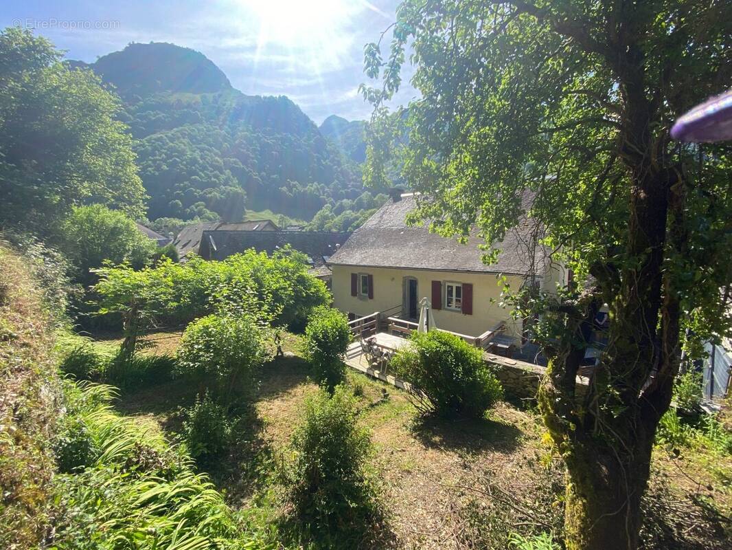 Maison à BEDOUS