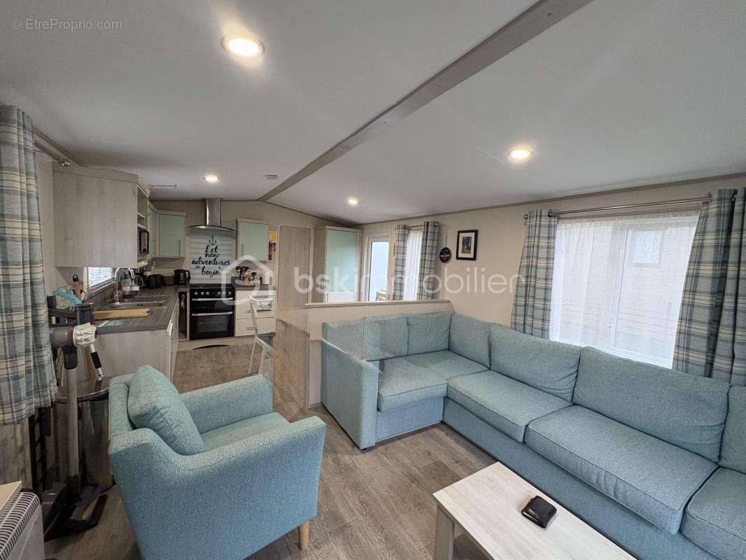 Terrain à OUISTREHAM