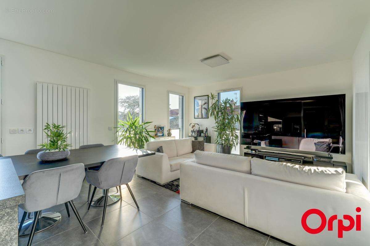 Appartement à VILLEURBANNE