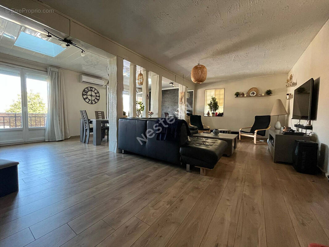 Maison à LE BLANC-MESNIL