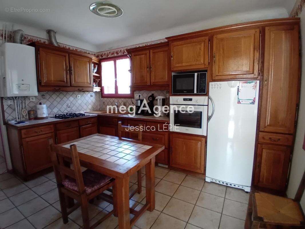 Maison à BEAUVOIR-SUR-NIORT