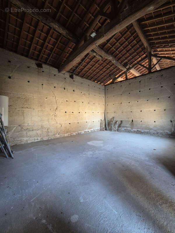 Maison à REPLONGES
