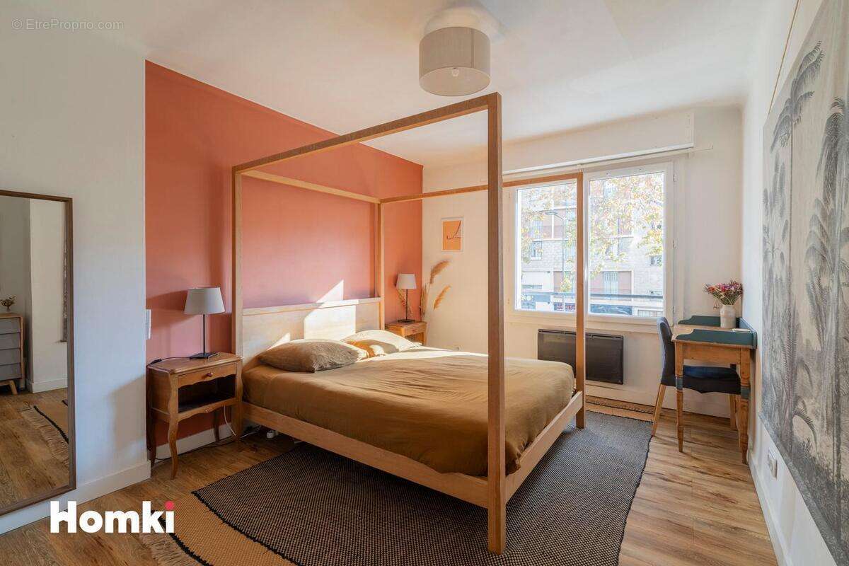 Appartement à MARSEILLE-6E