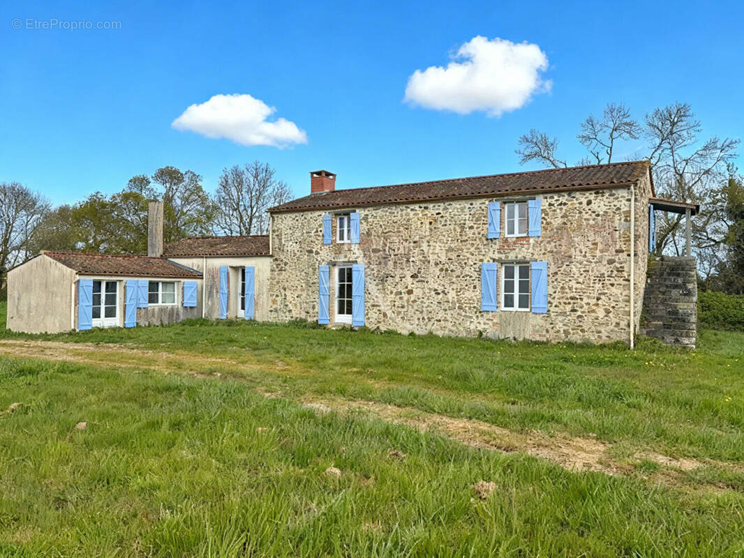 Maison à LE BERNARD