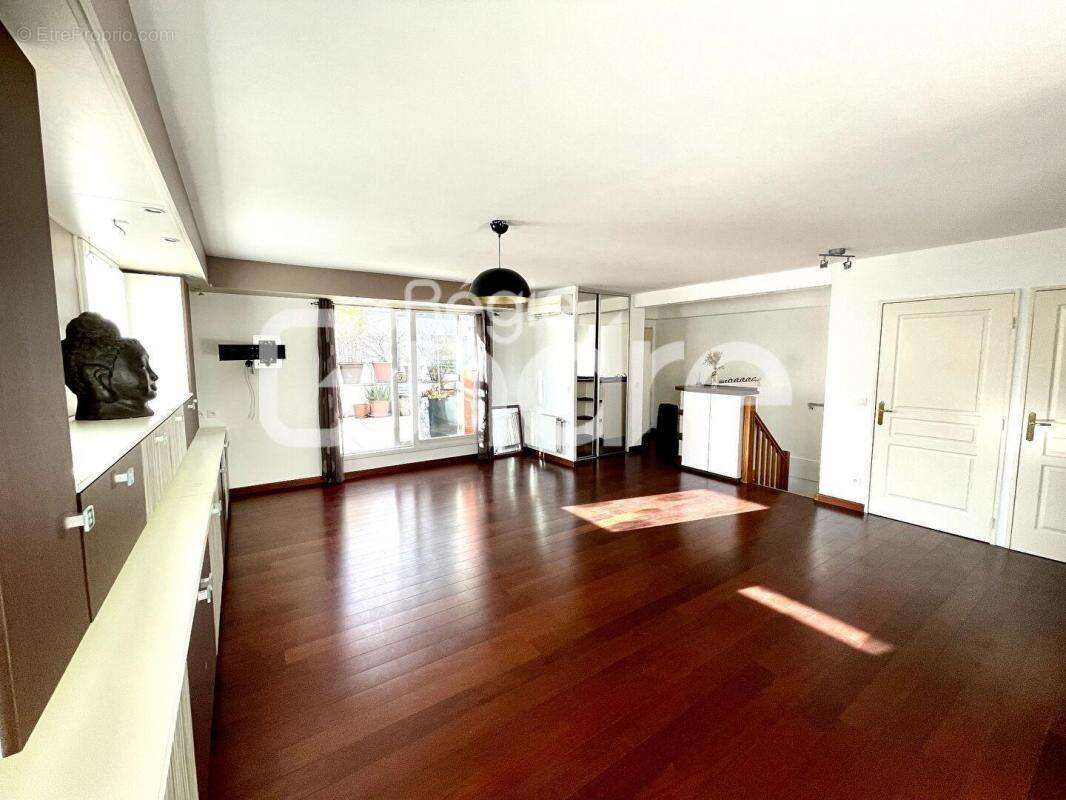 Appartement à LYON-8E