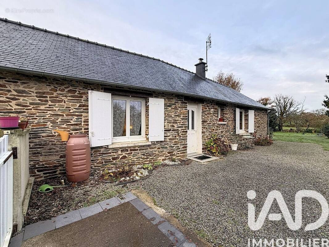 Photo 1 - Maison à GRAND-FOUGERAY