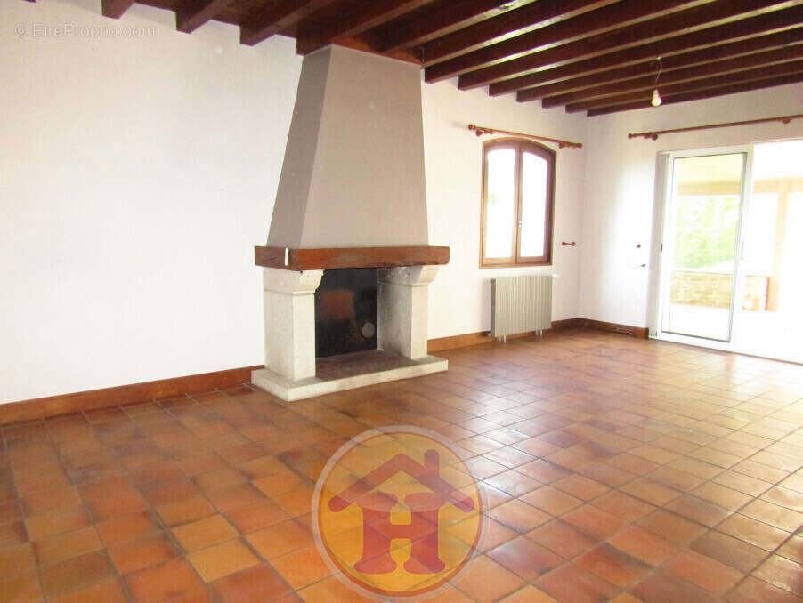 Maison à SAINT-VICTURNIEN