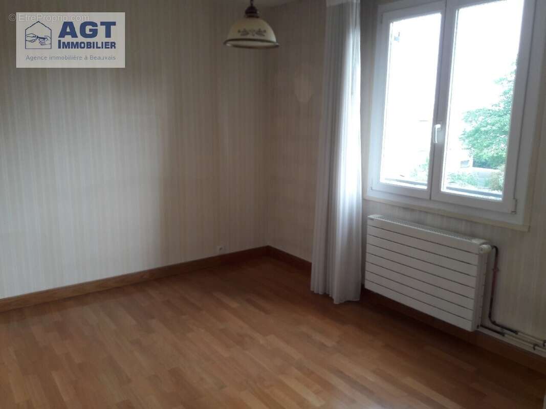 Maison à BEAUVAIS