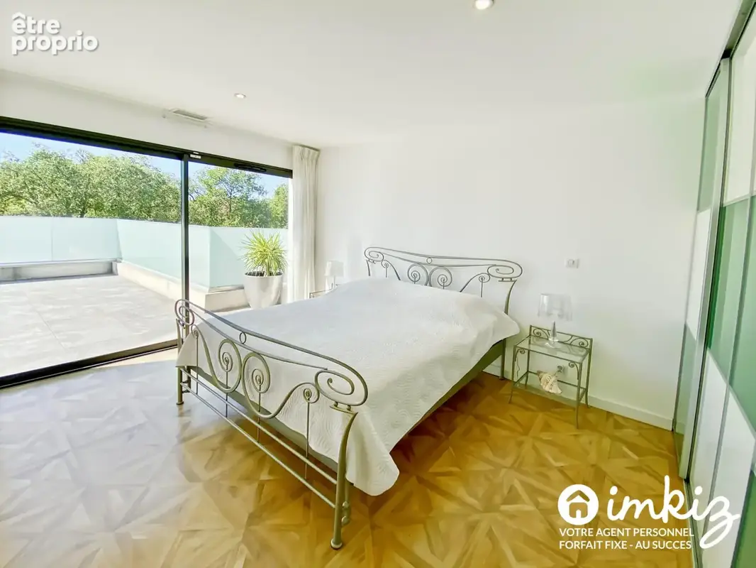 Villa contemporaine aux belles prestations - photo 11