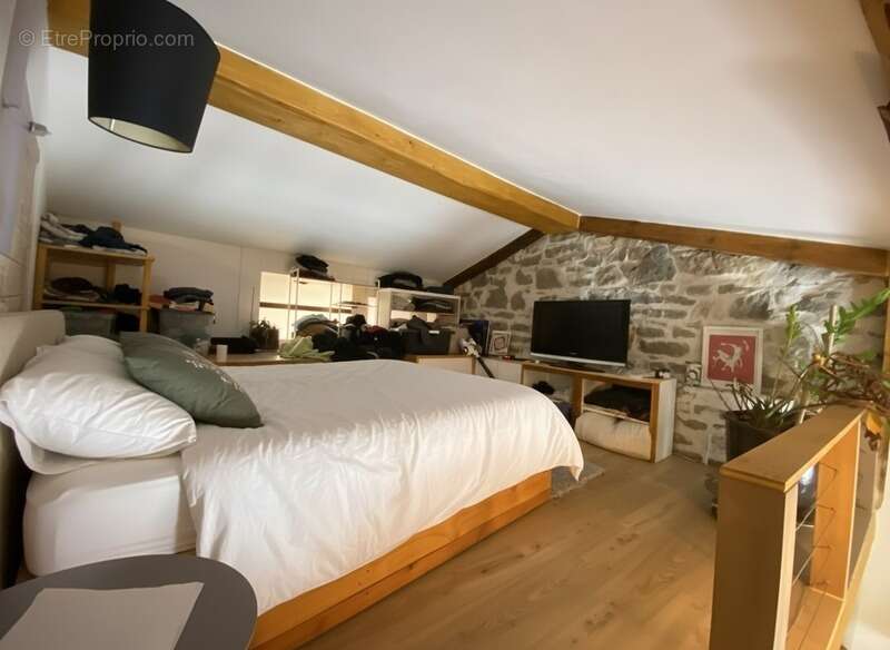 Maison à VAUX-EN-BUGEY