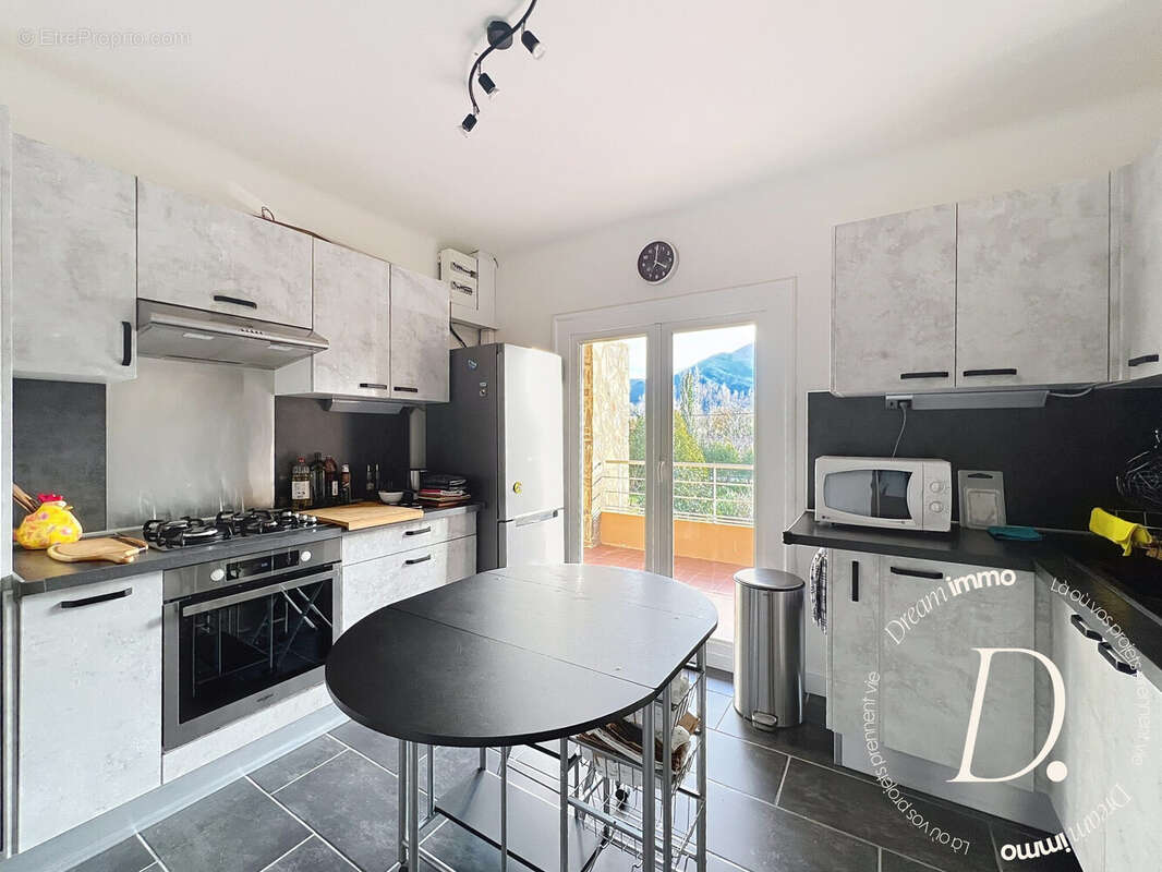 Maison à LAROQUE-DES-ALBERES