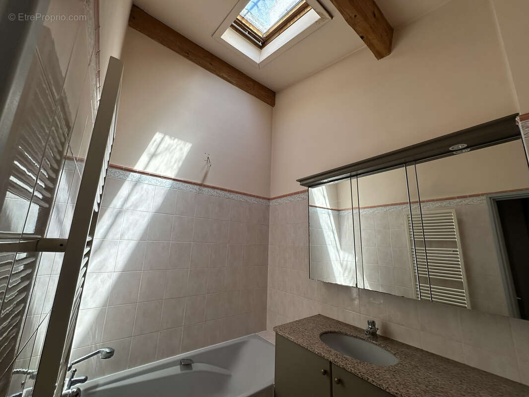 Maison de village 3 pieces 63 m2 a puget sur argens - photo 10