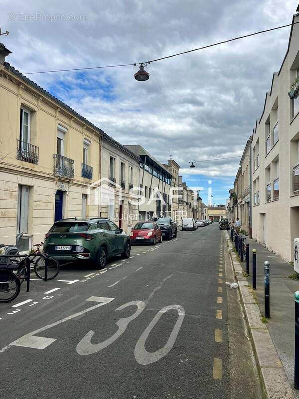 Photo 1 - Appartement à BORDEAUX