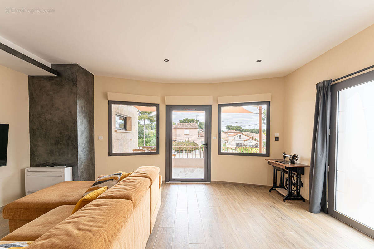 Appartement à CARRY-LE-ROUET