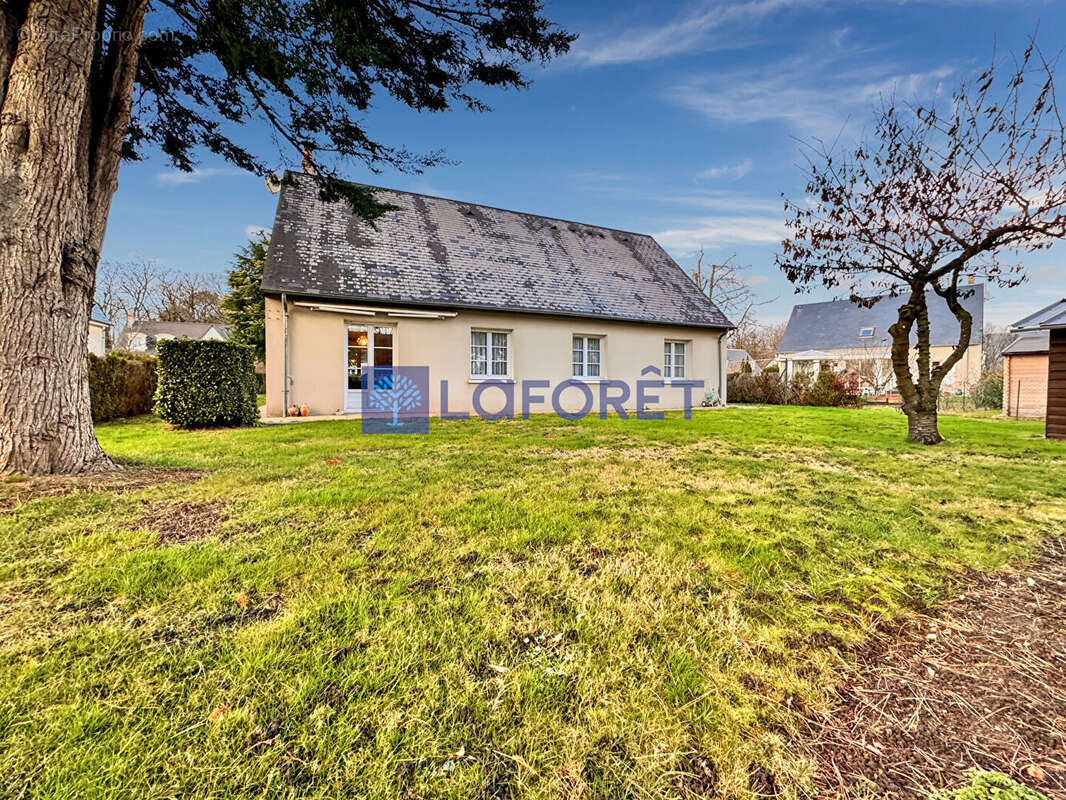 Maison à BALLAN-MIRE