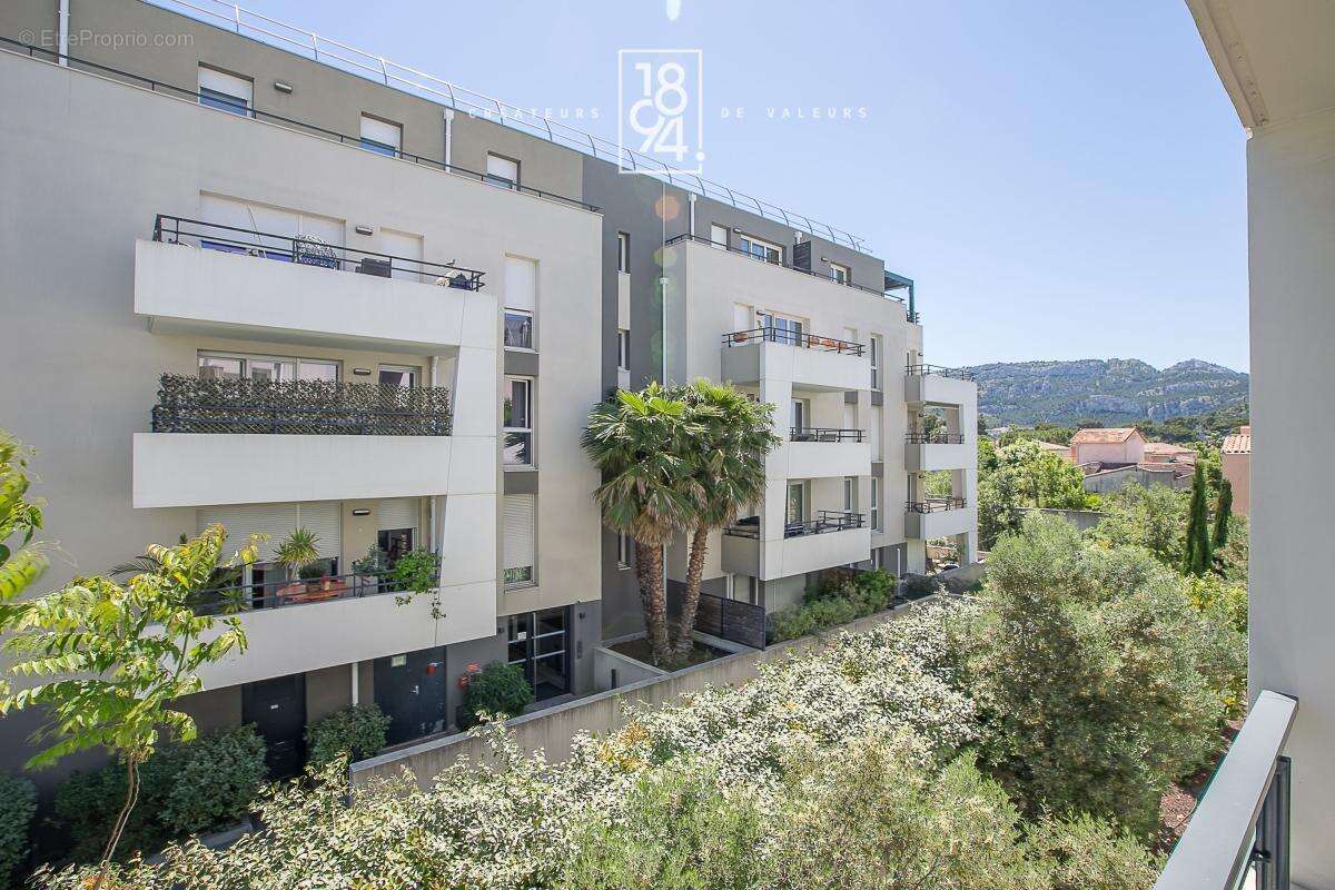 Appartement à MARSEILLE-9E