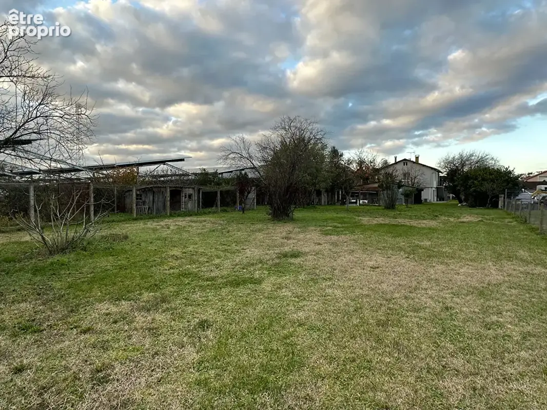Montauban  82 albasud  maison et terrain de 2 600 m² environ a vendre : un emplacement pour votre entreprise - photo 5