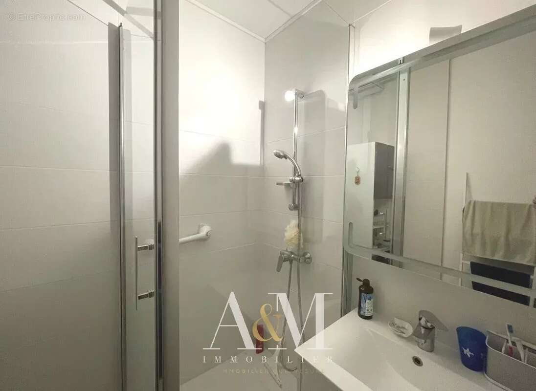Appartement à ARES