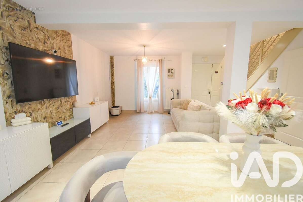 Photo 6 - Maison à COUBRON