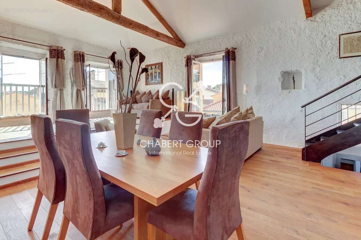 Appartement à VILLEFRANCHE-SUR-MER