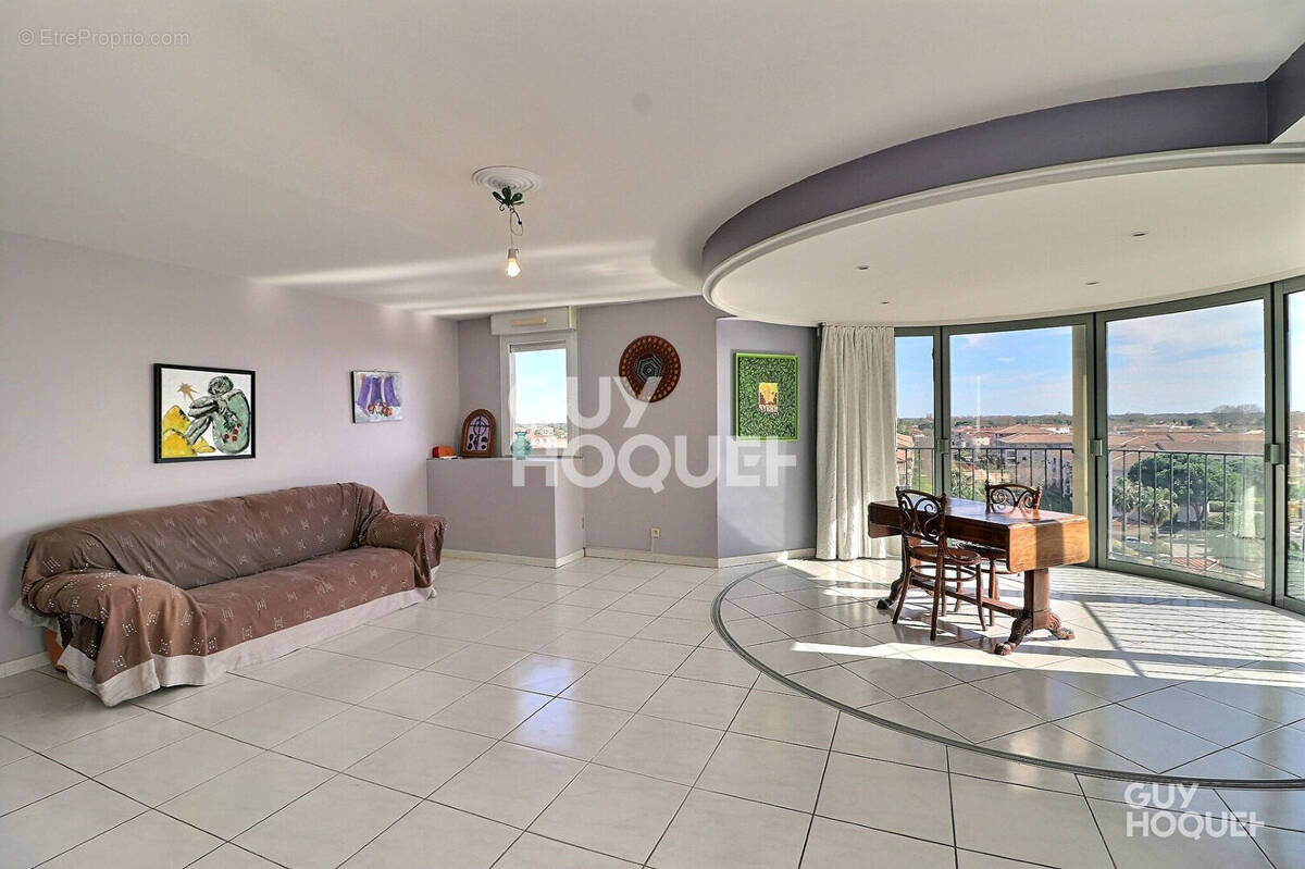 Appartement à LATTES