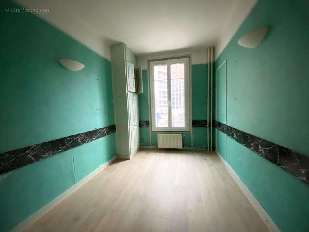 Appartement à ISSY-LES-MOULINEAUX