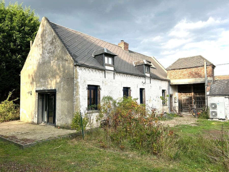 Maison à LECELLES
