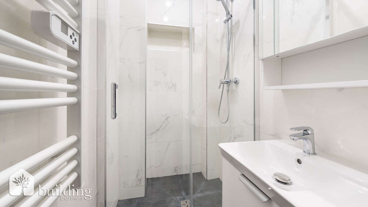 Appartement à LEVALLOIS-PERRET