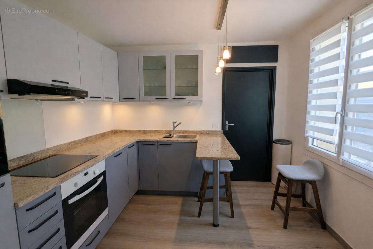 Maison à MAROLLES-EN-HUREPOIX