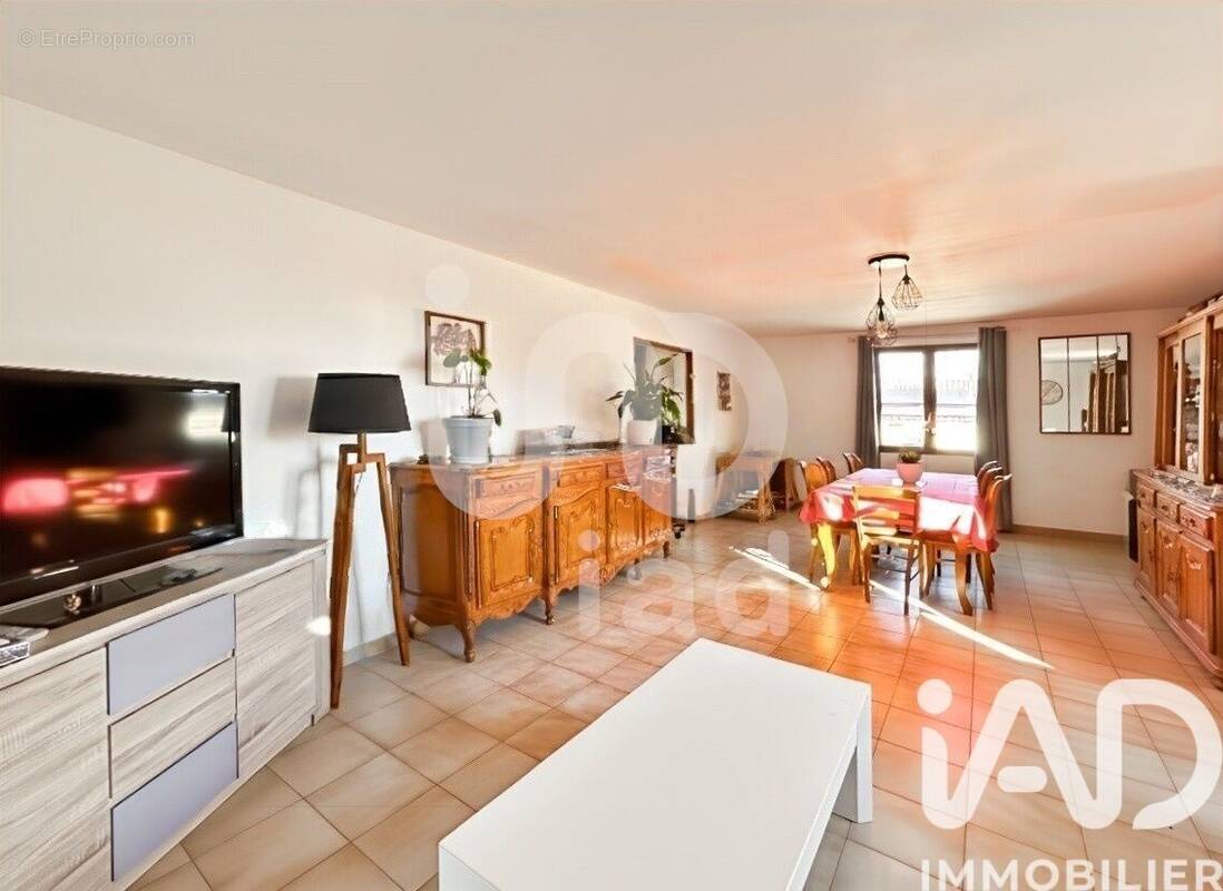 Photo 1 - Maison à MILHAUD