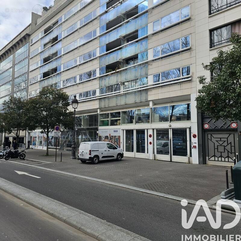 Photo 1 - Parking à PARIS-19E