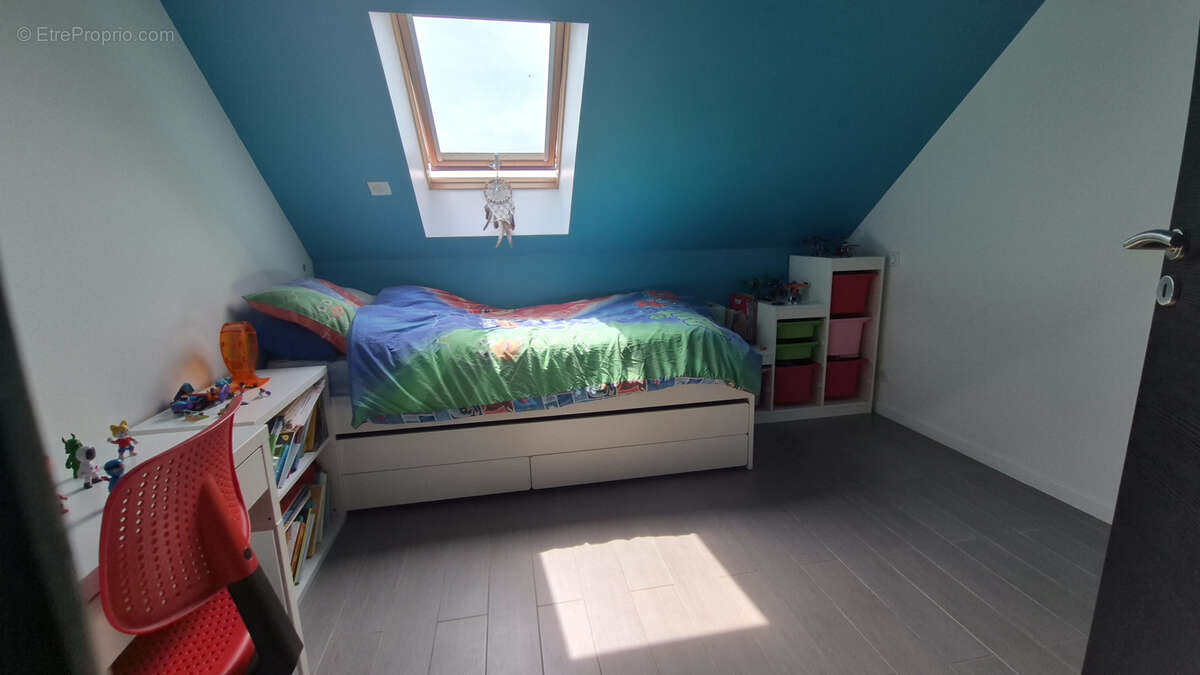 Maison à SAINTE-GEMME-MORONVAL