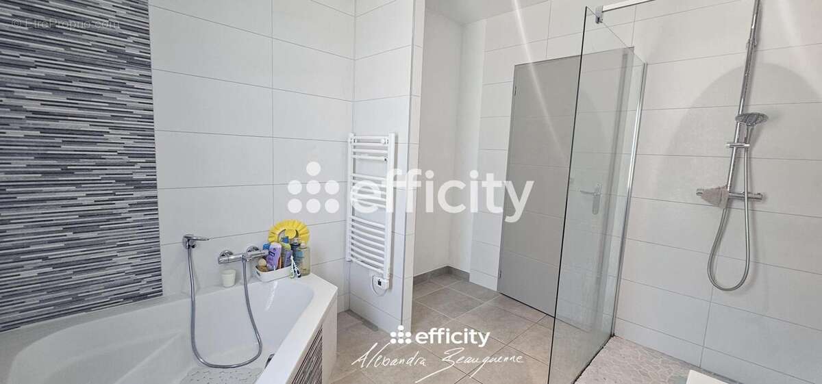 Maison 156 m² à Fors  - photo 14