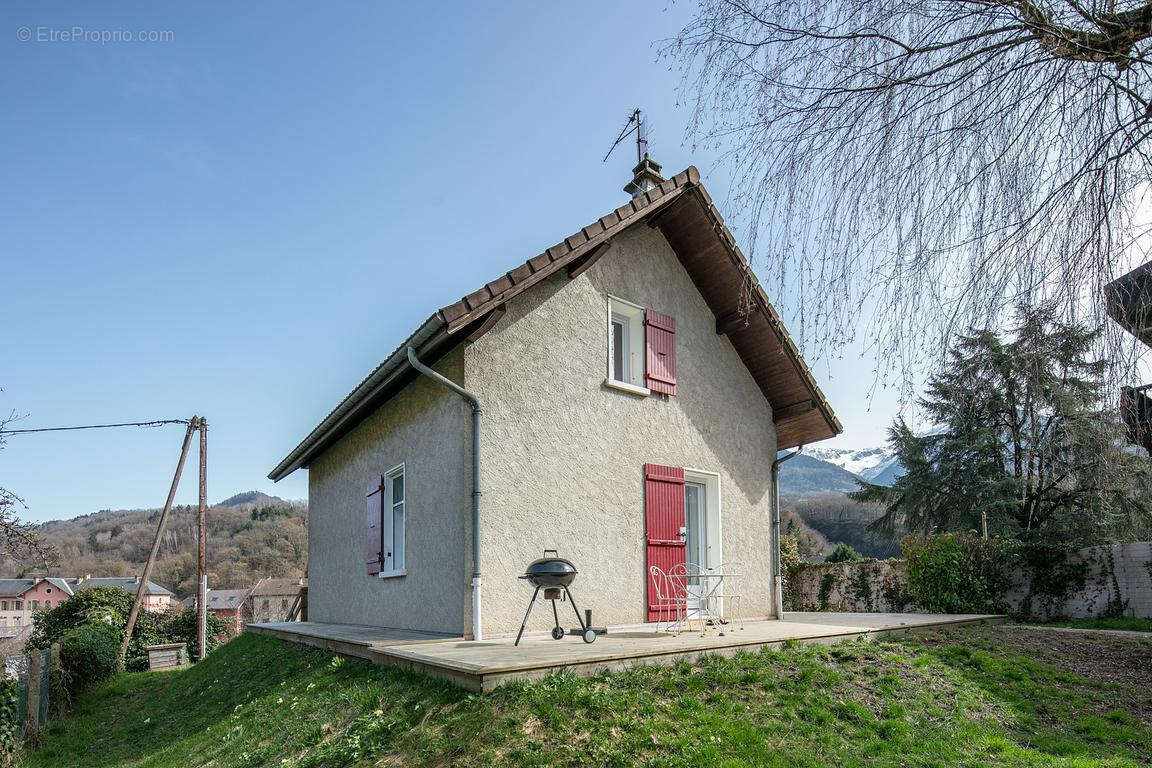 Maison à LA ROCHETTE