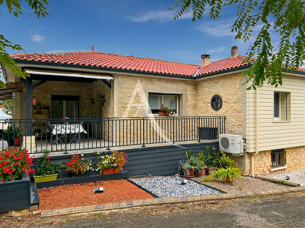 Maison à MONSEMPRON-LIBOS