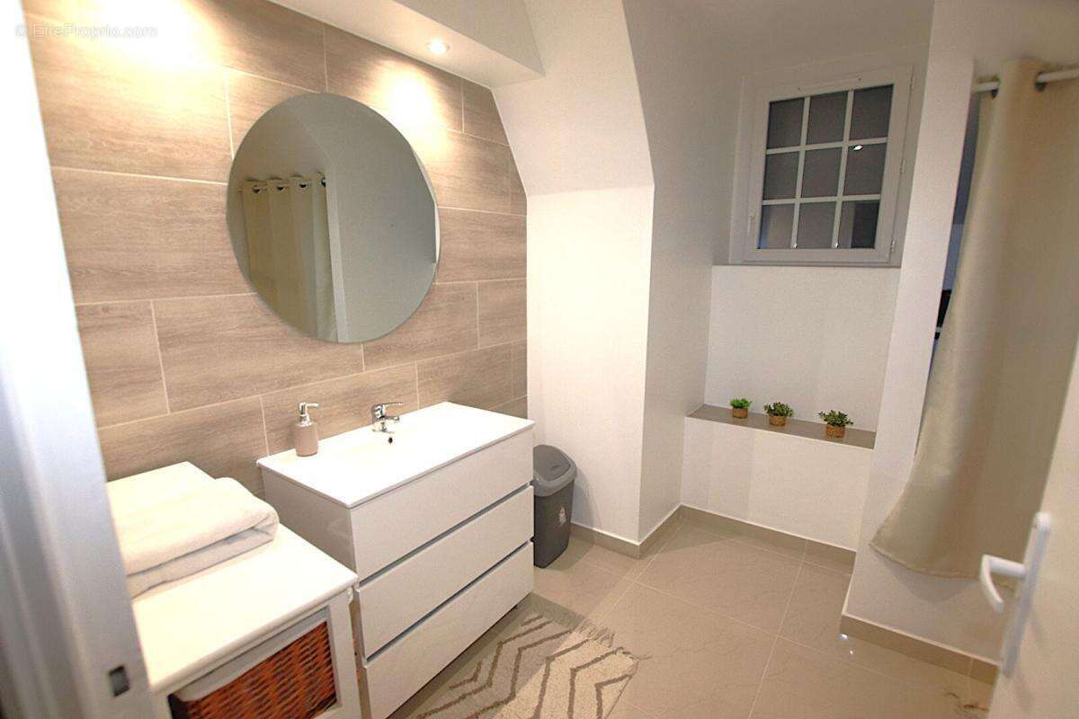 Maison à SAINT-AFFRIQUE