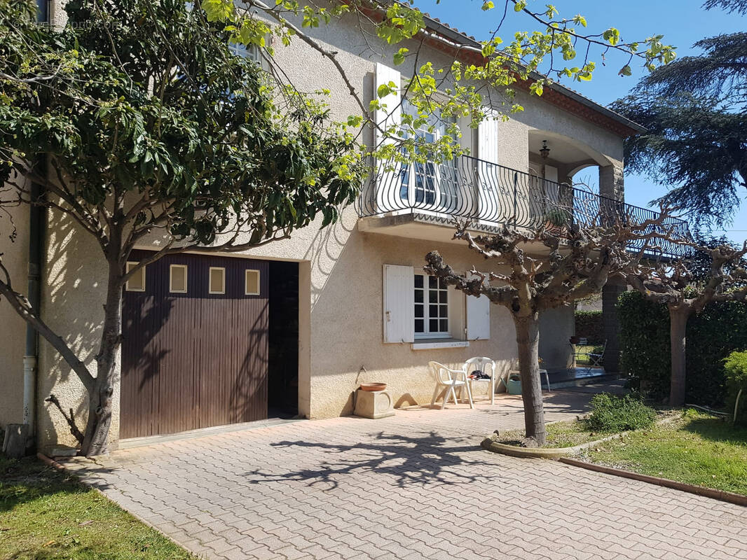 Maison à CUXAC-D&#039;AUDE