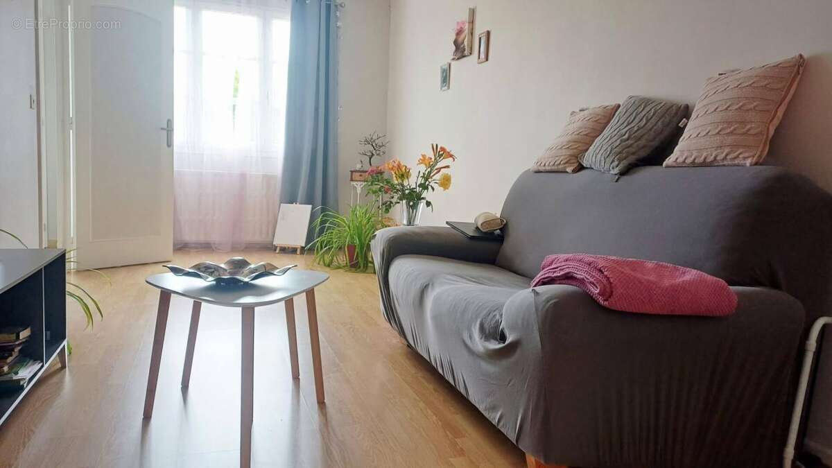 Maison plain pied avec jardin et garage - photo 3