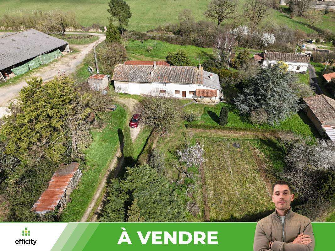 Maison 145 m² à Romagne  - photo 3