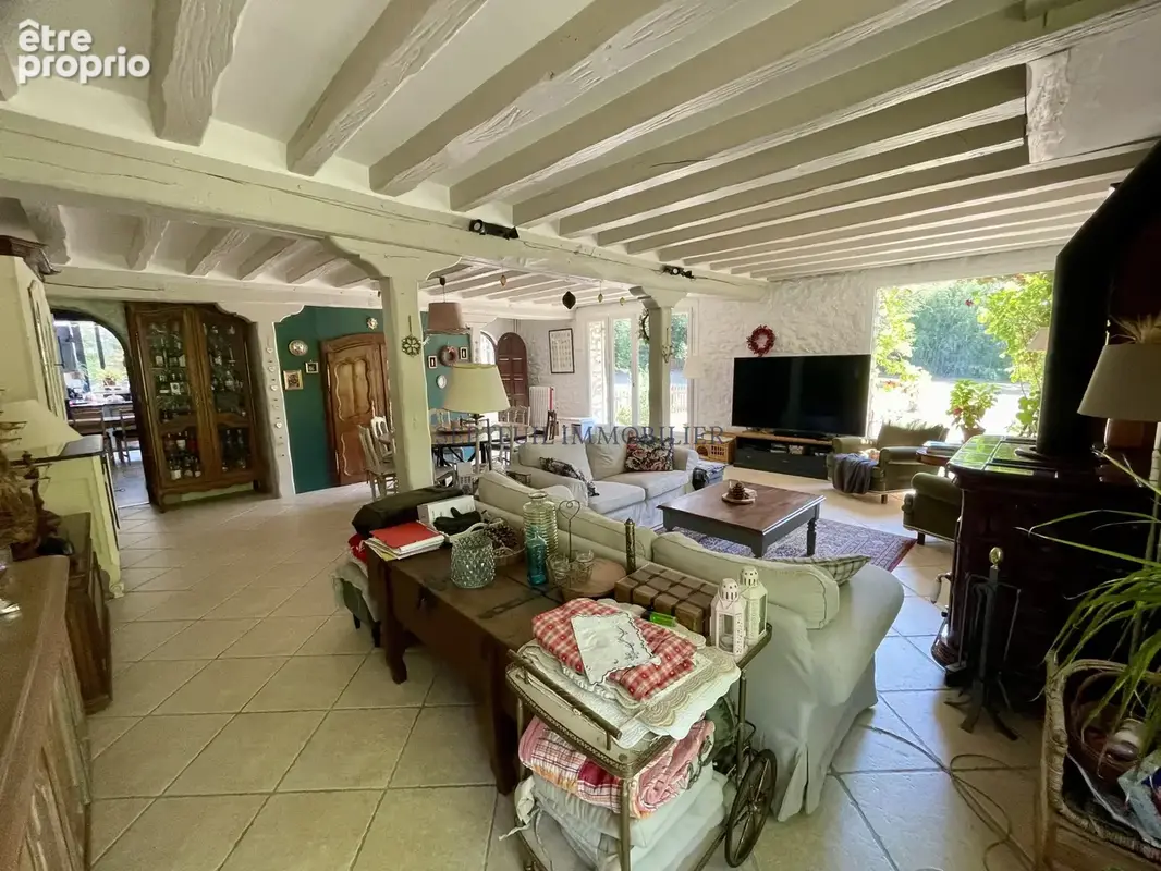 Maison ancienne individuelle de 7 pièces, sur 5 088 m2,avec garage et piscine. - photo 13