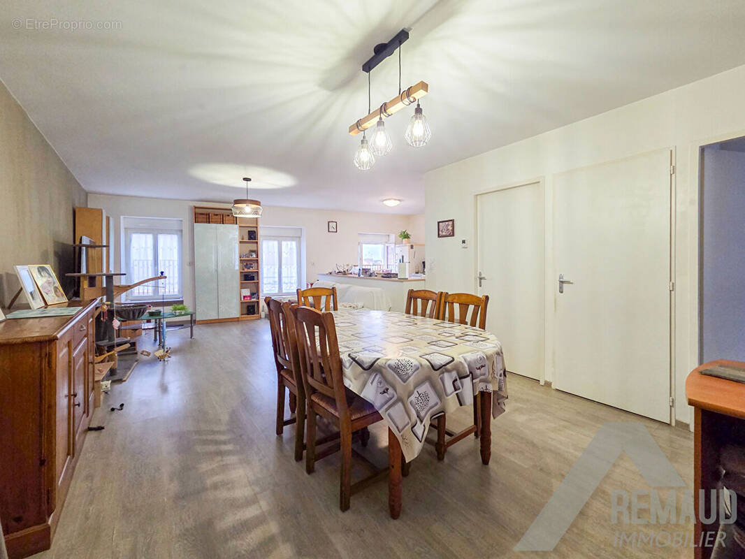 Appartement à AIZENAY